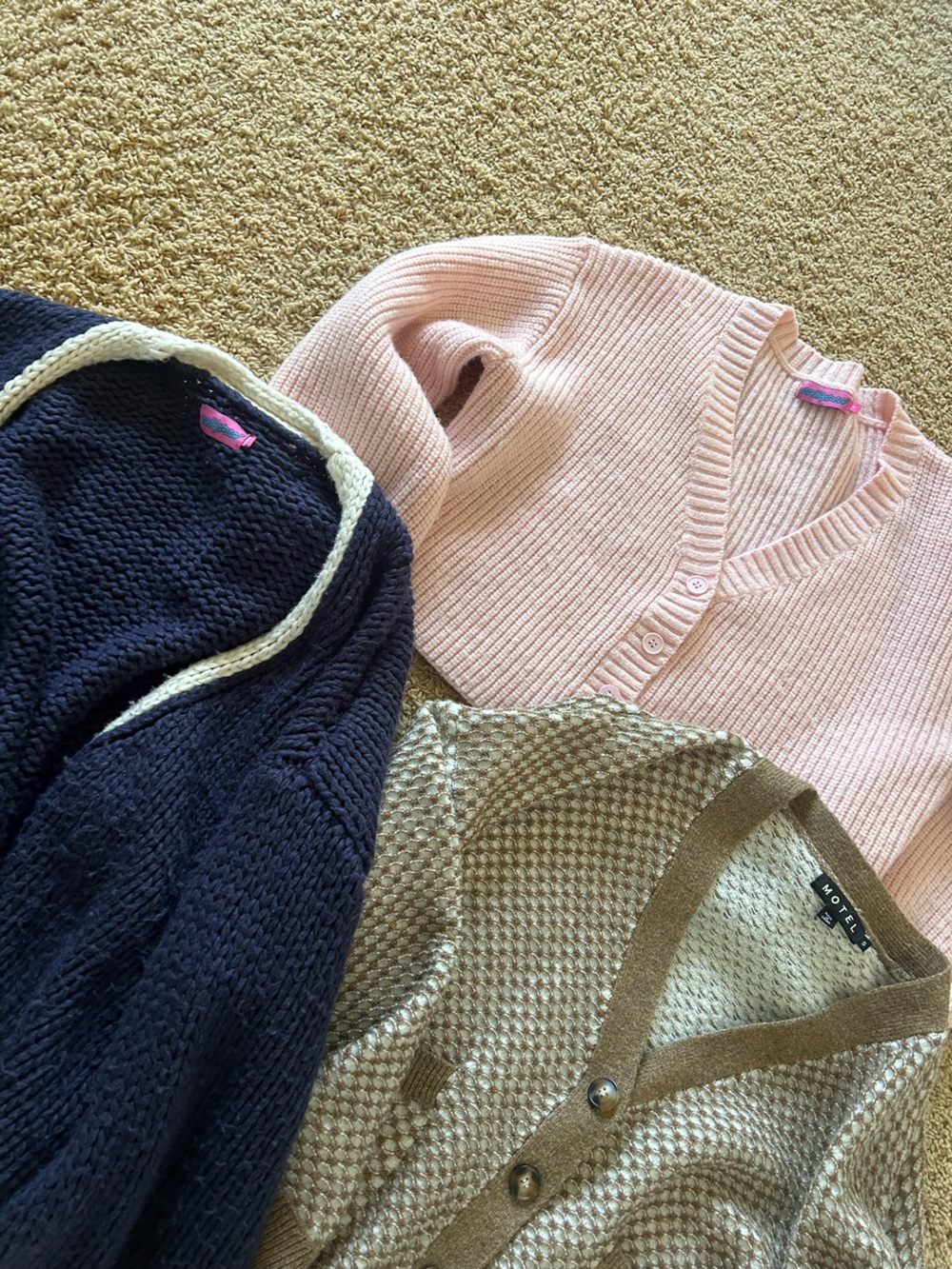 Edikted Sweater Bundle - Cardigans - Picture 3 of 3